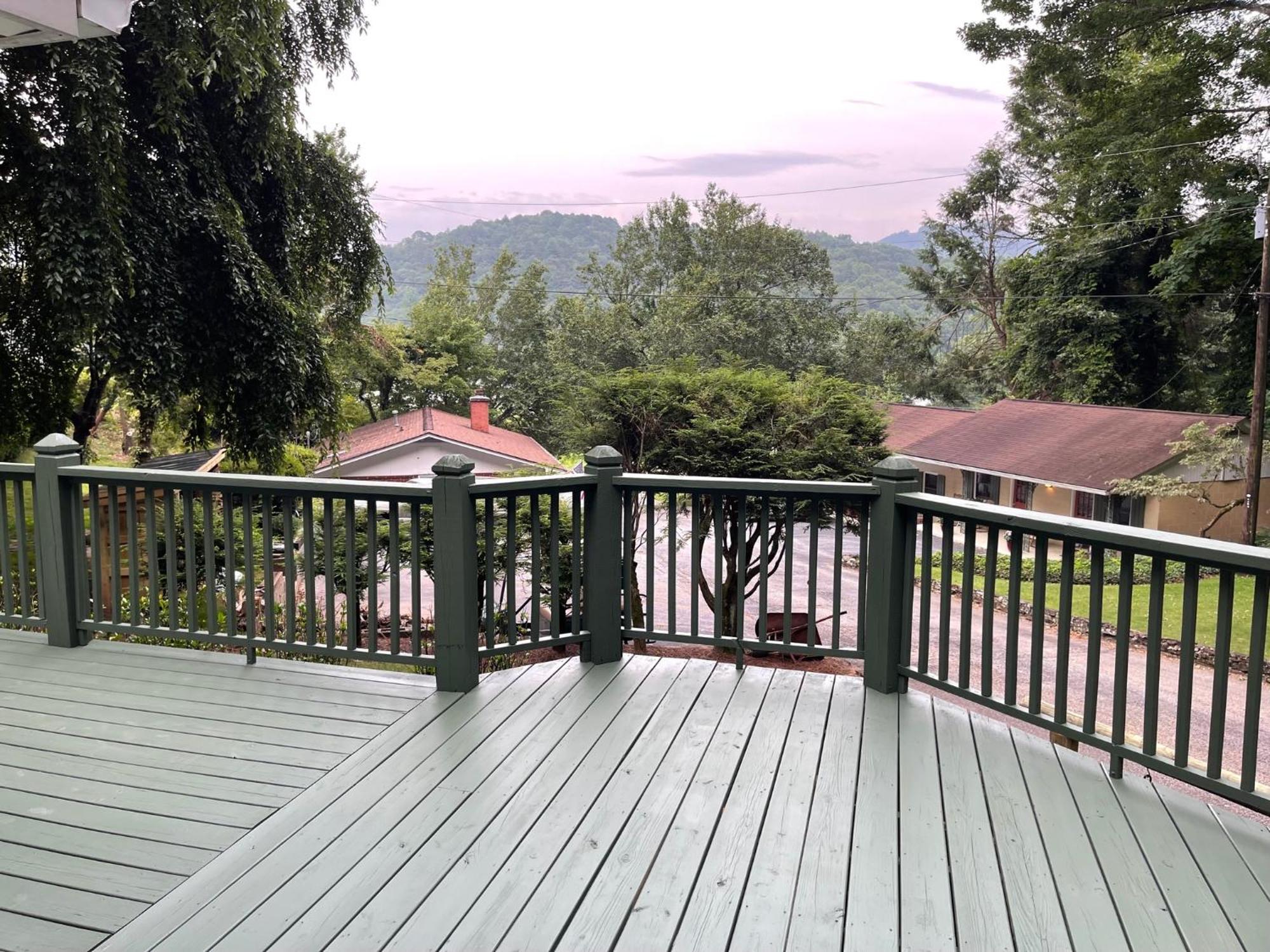 Mountain Aire Cottages & Inn Clayton Exterior photo